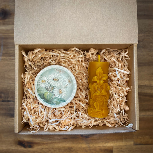 Candle thrift box ‘Petite Lilly & Daisies’