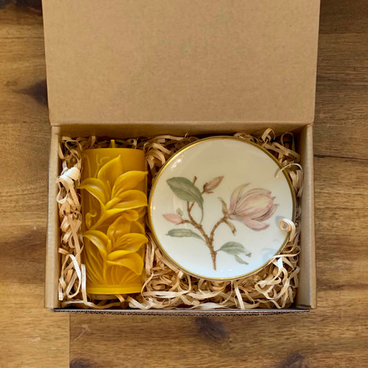 Candle thrift box 'Lillies & Magnolias'